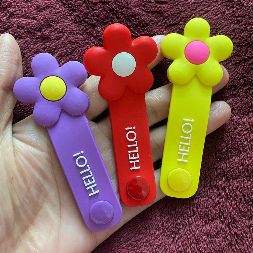 Brand New Cute Silicone Flower Cable organizer cord holder
